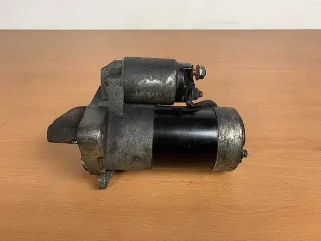 startmotor trafic / vivaro 2.0 Diesel 8200621305A 2007 - 2014 Vedd meg most