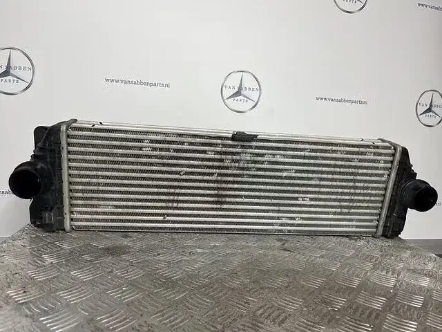 Intercooler van een Mercedes Sprinter Nézd meg most