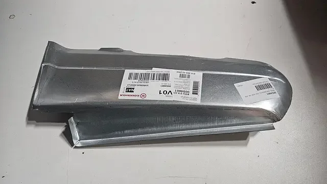 Achterpaneel achter het linker achterwiel BMW 3 serie E30 0054601 Ingyenes szállítás