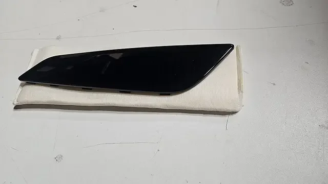 Ajánlat Airduct trim zijscherm links hoogglans zwart BMW 5 serie G30 G31 51747439013 7439013