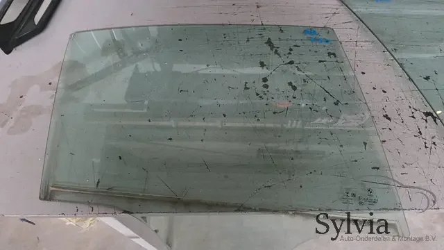 Zijruit raam achterdeur rechts BMW 3 serie F30 F80 51357259822 7259822 51357259820 7259820 Biztonságos fizetés