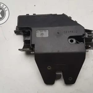 Bmw e87 e8x kofferbak slot 8196401 Vásárlói kedvenc