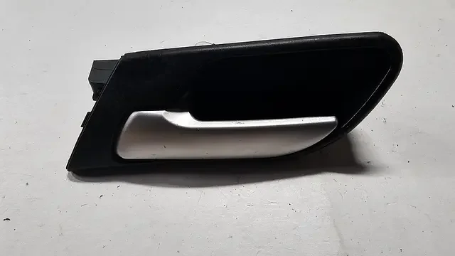 Deurgreep binnen links BMW X5 serieE53 51418408565 8408565 Akciós ár