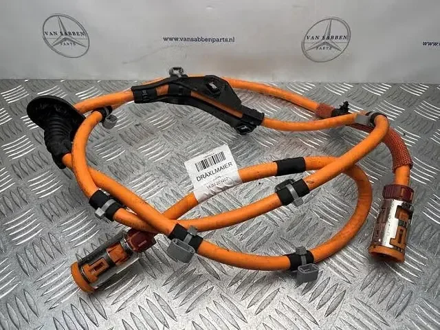 HV kabel (hoog voltage) van een Mercedes A-Klasse Legjobb ár