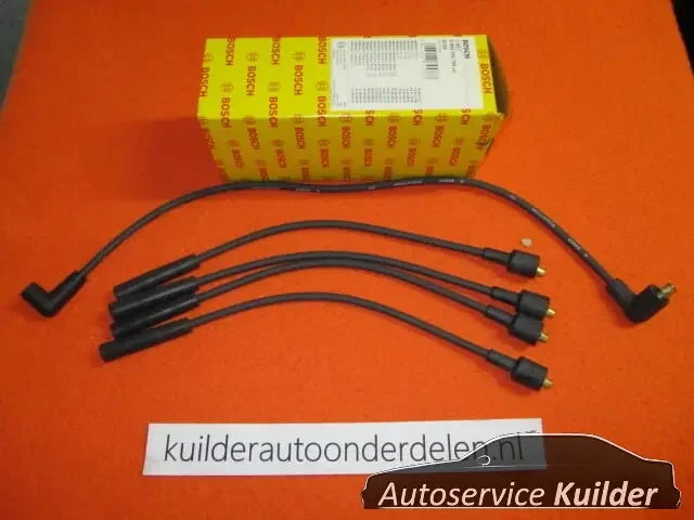Vedd meg online Bougiekabelset Renault super 5 Twingo I Volvo 340-360 BOSCH