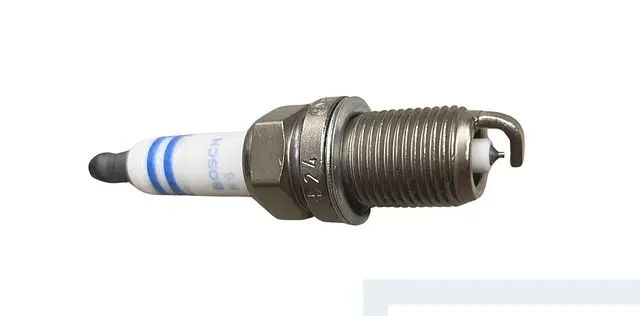 Volvo Bougie V70 Xc90 S60 C70 Xc70 S70 850 S80 940 bosch oe OEM ref 272313 8200046337 8200363384 8653104 8670058 8692071 9179100 FR7D LPG Volvo onderdeel nr 271766_B Csak ma