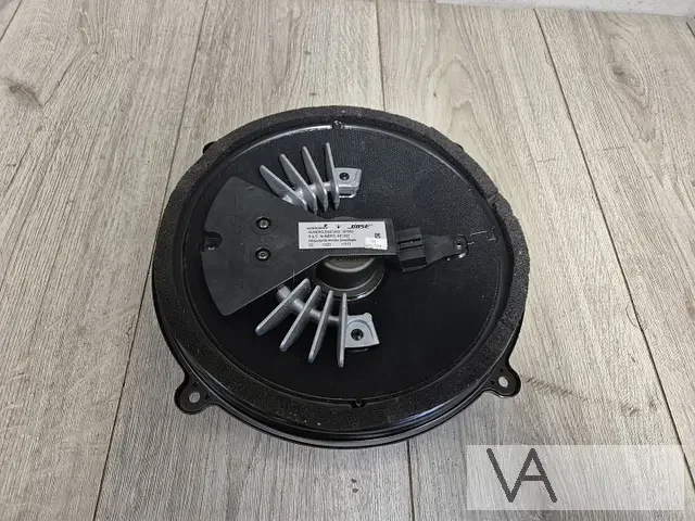 Népszerű Maserati Quattroporte / Granturismo subwoofer BOSE 197503