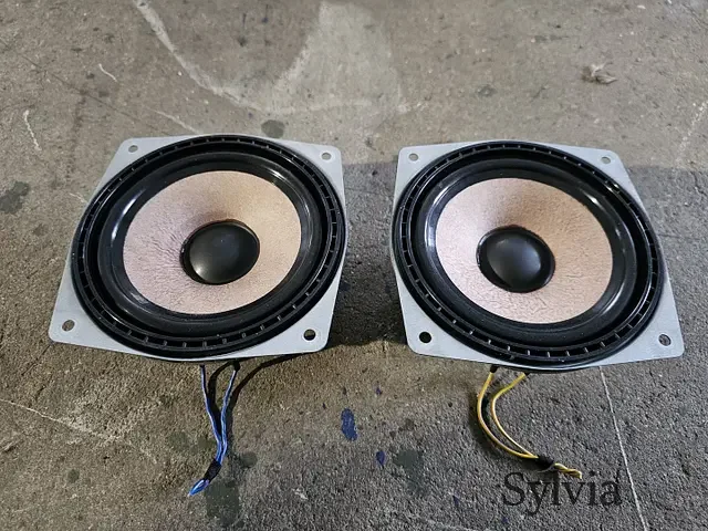 Kiárusítás Speakers set voorzijde deur links rechts BMW 5 serie E39 65138369265 8369265