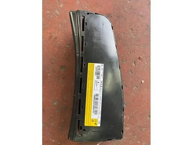 Airbag stoel (zitplaats) van een Mercedes A-Klasse Rendeld meg most