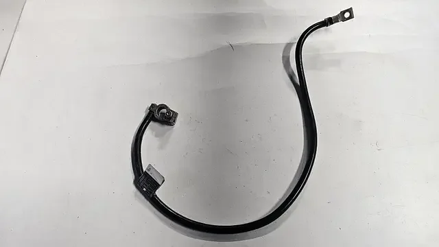 Accukabel negatief min kabel BMWX5 serie E5361116919976 6919976 Legkelendőbb