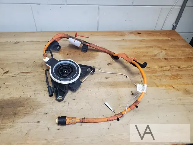 BMW 7 serie G11 / G12 oplaadkabel + stekkerdoos 6841629 €50 Csak ma