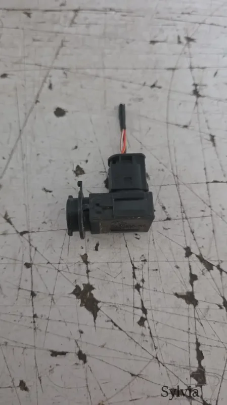 Népszerű Mini AUC sensor luchtkwaliteitssensor BMW 1 / 2 / 3 / 4 / 5 / 6 / 7 / X1 / X5 / X6 / Z4 serie E F 64119240180 9240180