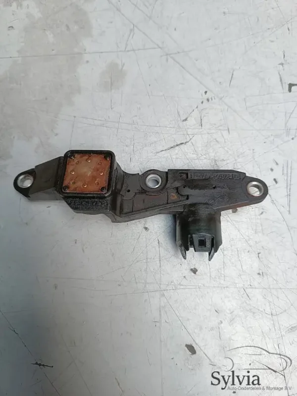 Legjobb ár Excentriek as sensor N42 N46 BMW 1 / 3 / 5 / X1 / X3 / Z4 serie E8x E9x E60 E84 E83 E85 11377527016 7527016