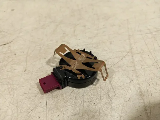 Regensensor Lynk & Co 01 Biztonságos fizetés