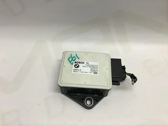Snelheid sensor BMW 5-serie Touring E61 ('04-'07) 676868003 Végkiárusítás