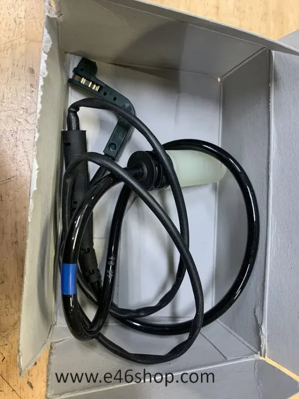 Legnépszerűbb BMW M5 E61 REM SLIJTAGE SENSOR ACHTER OE 34352283035