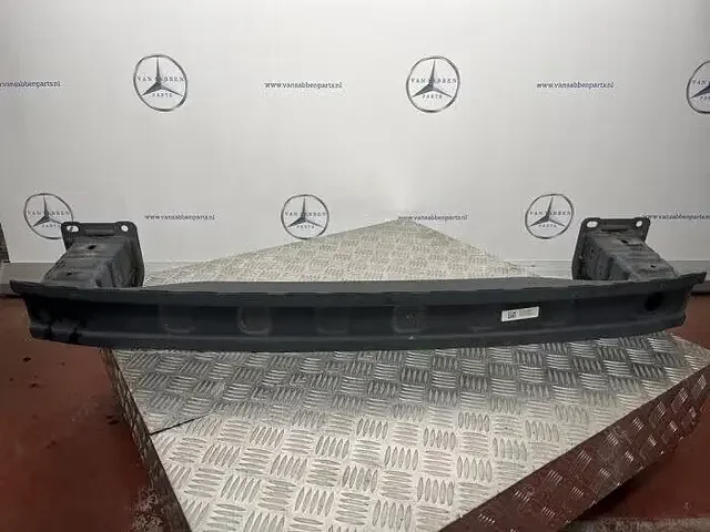 Bumperframe achter van een Mercedes GLA Ingyenes szállítás