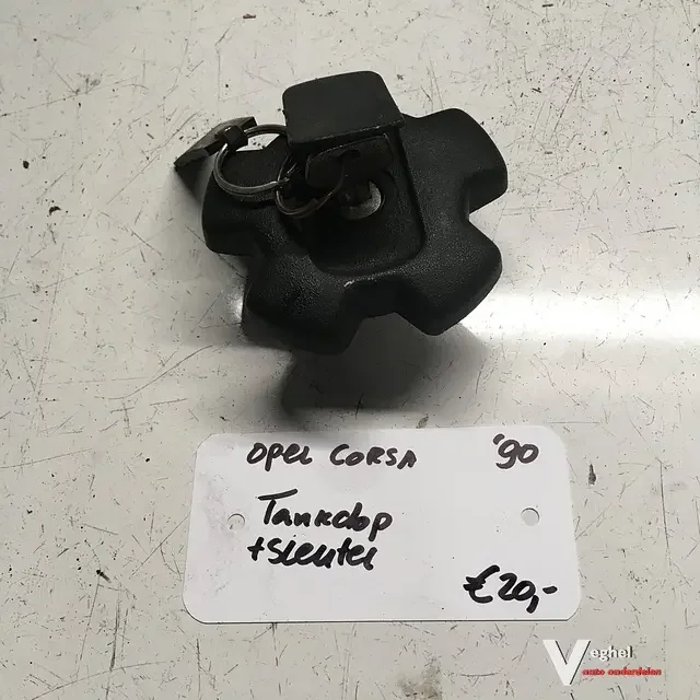 Árengedmény Opel Corsa 1990Tankdop met sleutel