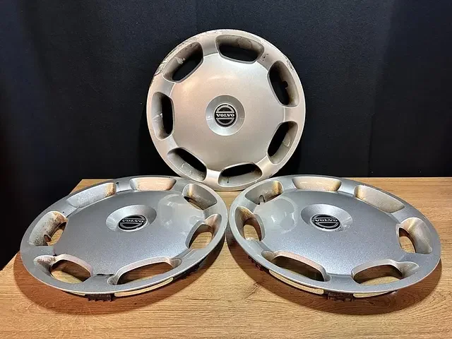 Legjobb ár 3x Volvo 15 inch Wieldoppen
