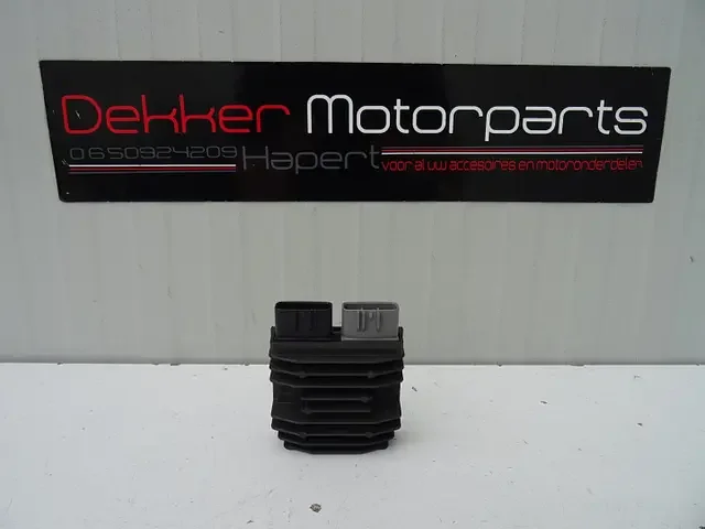 Legkelendőbb Spanningsregelaar / Regulator Ducati Monster 821 2018-2021