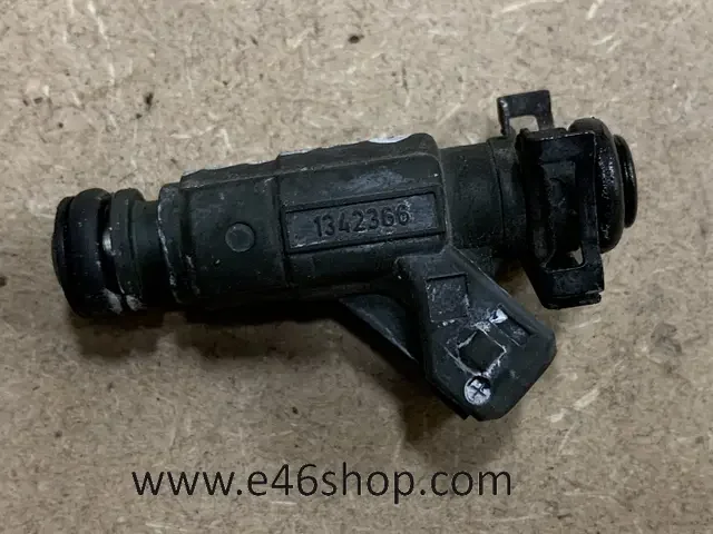 INJECTOR BMW 13711342366 ZIE FOTOS WELKE MOTOREN Vedd meg online