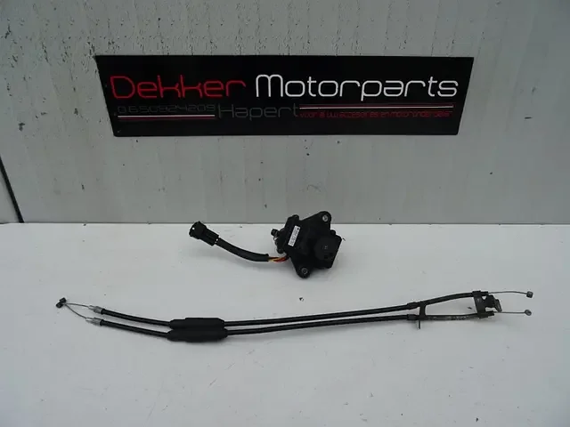 Servo Motor + Kabels Ducati 848 / 1098 / 1198 2007-2012 Kedvezmény