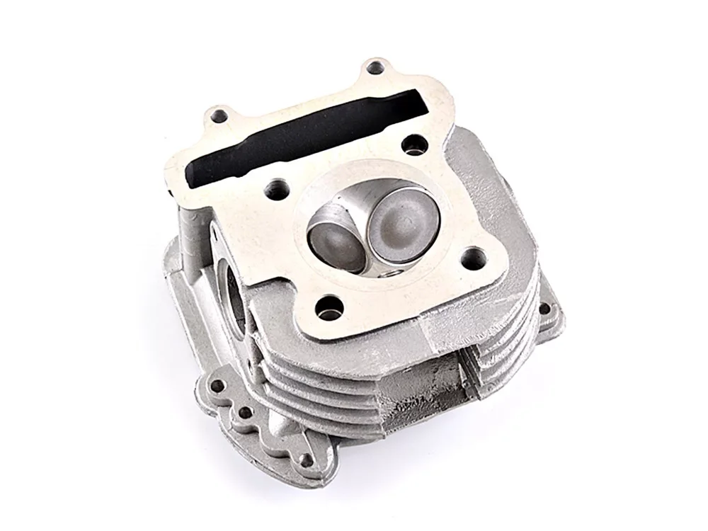 Vedd meg online Hengerfej 4T 150ccm, 4 ütemű kínai robogóhoz