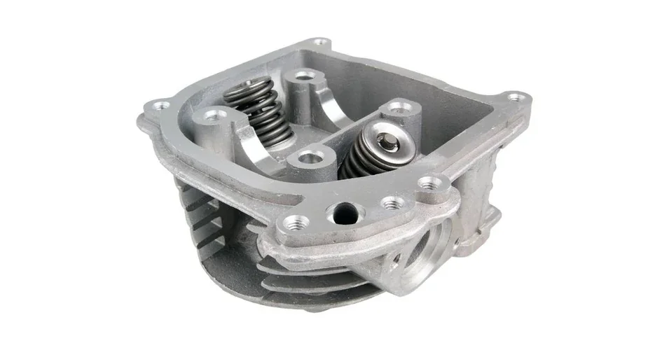 Biztonságos fizetés Hengerfej GY6 4T 50cc (EGR csatlakozással) 101-Octane