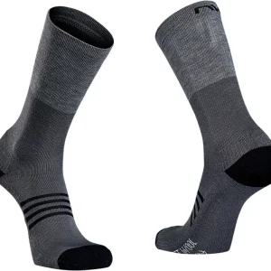 Zokni NORTHWAVE téli EXTREME PRO HIGH M (40--43) fekete Szuper akció